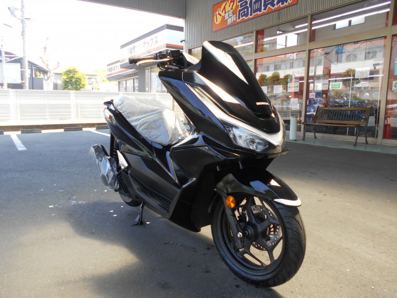PCX125黒前