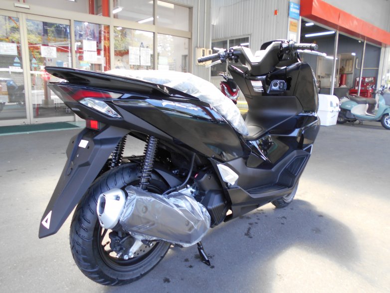 PCX125黒後